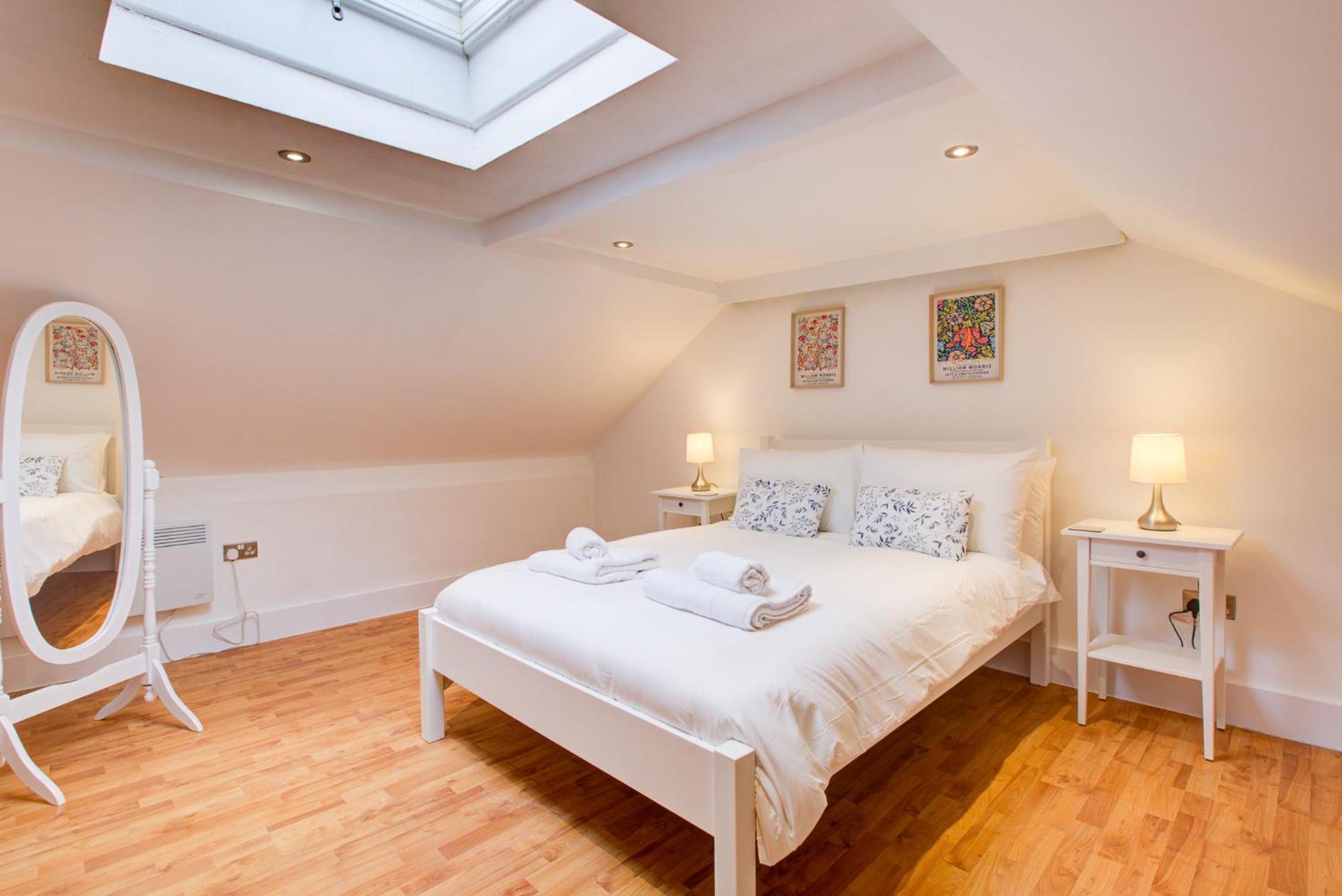 Wonderful Two-Bedroom Apartment London Exterior photo